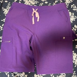 NWOT Figs Ultra Violet M/T Yola Skinny Scrub Pants